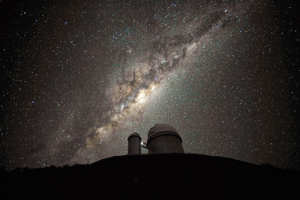 Centrum Galaxie nad 3,6 m teleskopem ESO