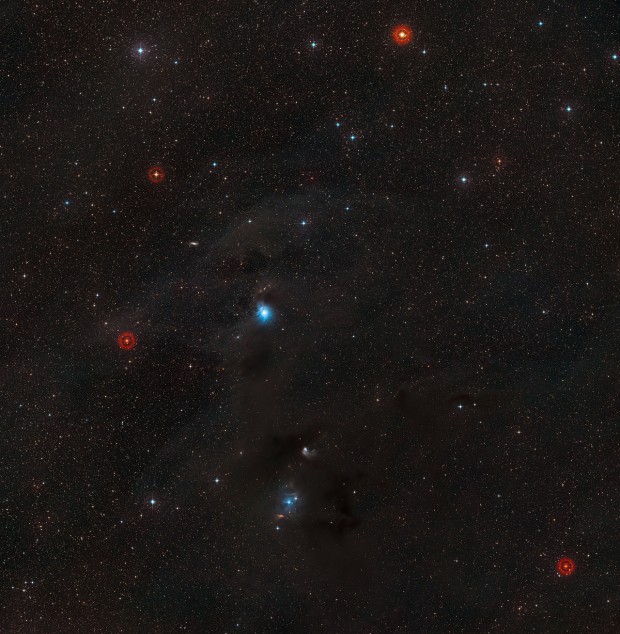 Obloha v okol reflexn mlhoviny IC 2631