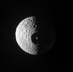 Mimas a jeho typick krter