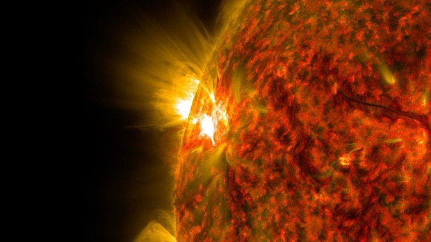 Slunen erupce byla klasifikovna jako M7.9