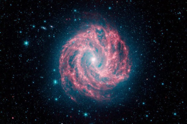 Galaxie z teleskopu Spitzer