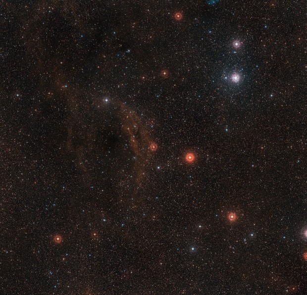 irokohl pohled na oblohu v okol hvzdy VY Canis Majoris