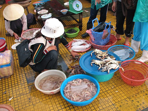 Hoi An - ryb trh