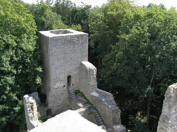 Jedna z v hradu Choustnk