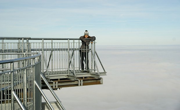 Inverzn pohled z ve NATO tower na Hohen Bogenu (1 079 m)