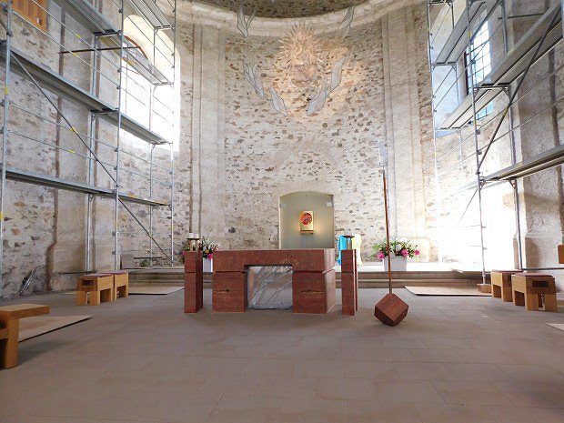 Kostel v Neratov
