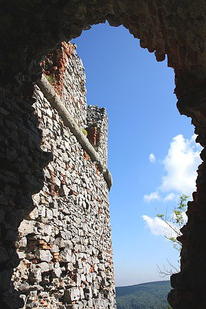 V na severn stran hradu