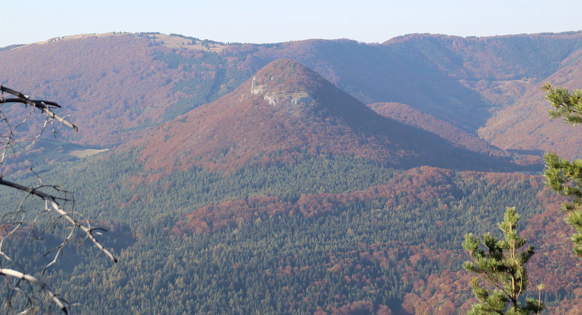 Dut skala od vrchu Sokol