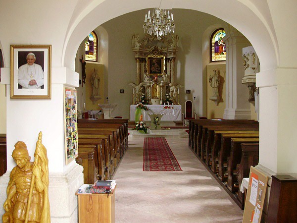 Interir kaple