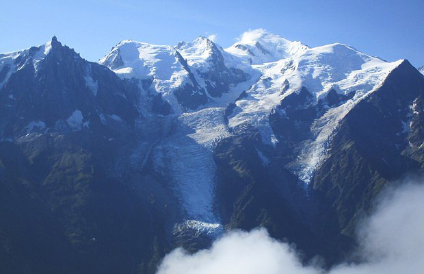 Aiguille du Midi a Mont Blanc z vrcholu Le Brvent