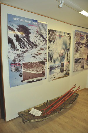 Informační středisko, expozice laviny v Krkonoších