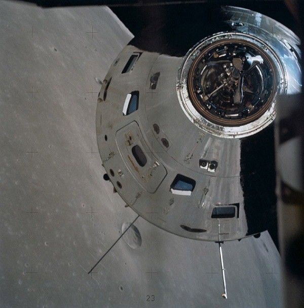 Velitelská sekce nad Měsícem, ilustrační záběr jiné výpravy