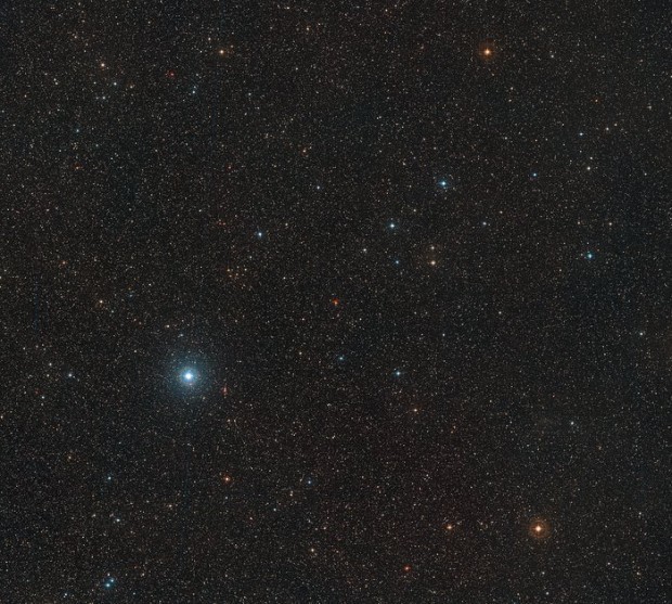 irokohl pohled na oblohu kolem Barnardovy hvzdy