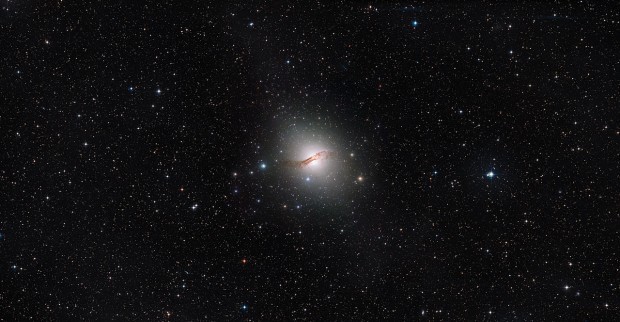 Galaxie Centaurus A neboli NGC 5128