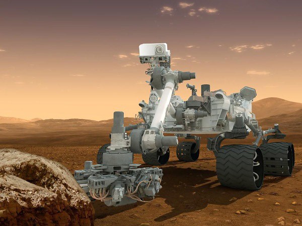 Curiosity na povrchu Marsu v pedstavch male