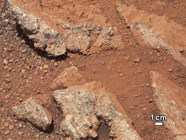 Naplaven trky na povrchu Marsu