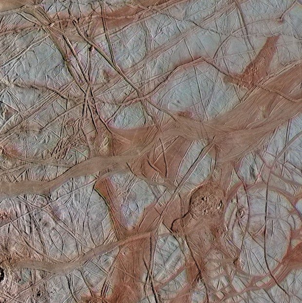 Měsíc Europa