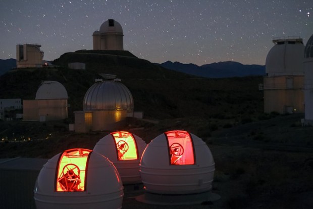 Teleskopy ExTrA na observatoi La Silla