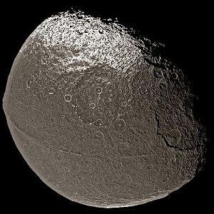Měsíc Japetus