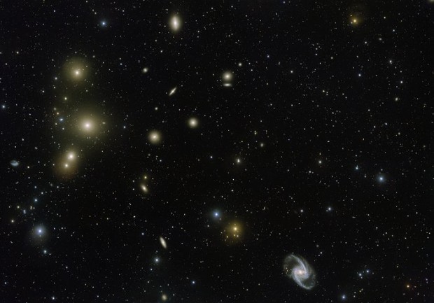 Kupa galaxi Fornax na snmku z teleskopu VST