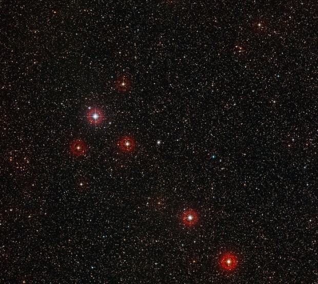irokohl snmek okol galaxie ESO 495-21