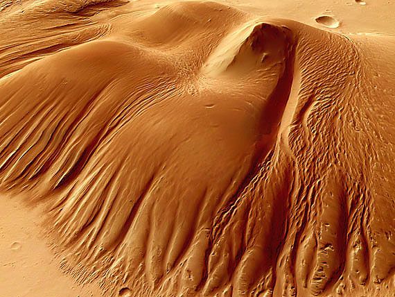 Povrch Marsu je plný fantastických tvarů