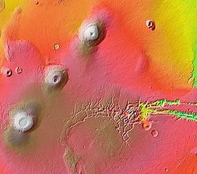 Povrch Marsu ve falešných barvých