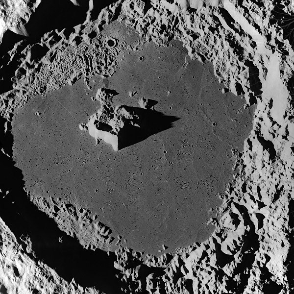 Měsíční povrch z paluby Apolla 17