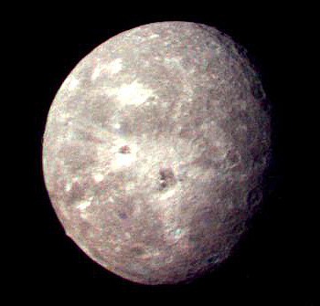 Oberon, Uranův měsíc