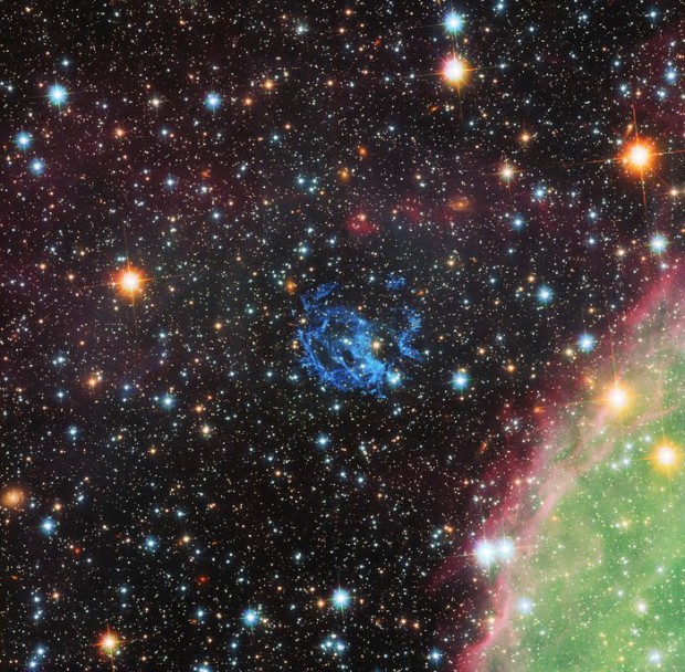 Okol skryt neutronov hvzdy v Malm Magellanov oblaku (HST)