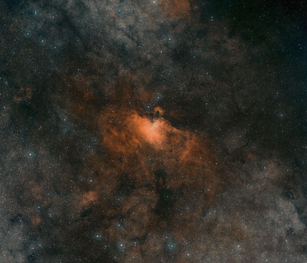 Snímek Orlí mlhoviny z archivu Digitized Sky Survey