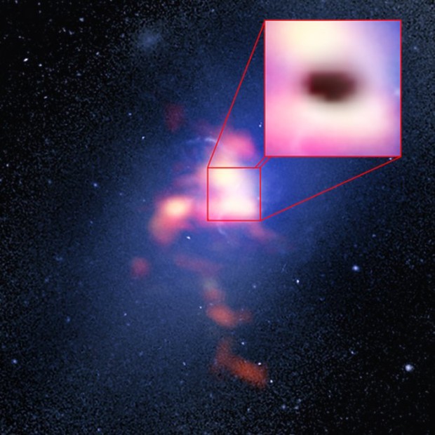 Kompozitní snímek nejjasnější galaxie v kupě Abell 2597