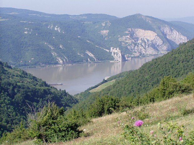 Pohled k Dunaji od Svaté Heleny