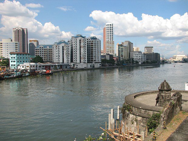 Pohled na Manilu z pevnosti