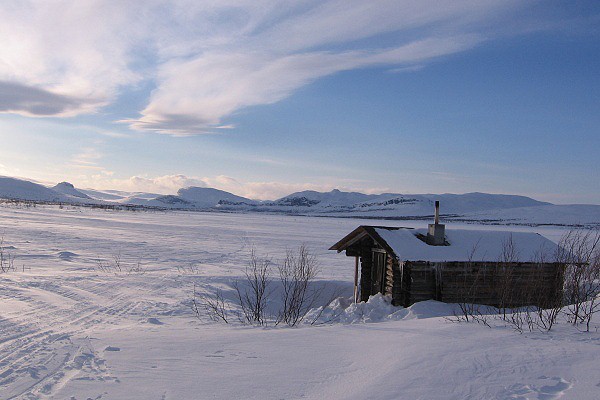 Srub na jezeře Porojärvi