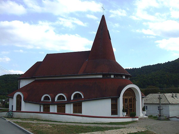 Kostol v Uzovskom algove