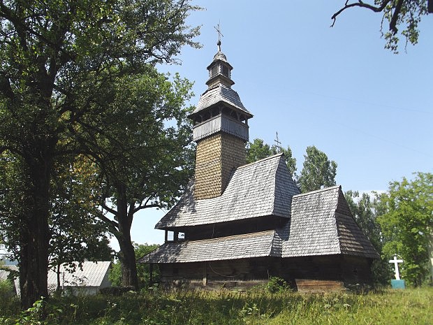 Dřevěný Mikulášský kostelík v obci Kolodne