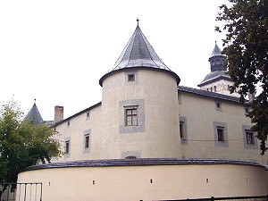 Bytčanský zámek stojí na místě původního vodního hradu
