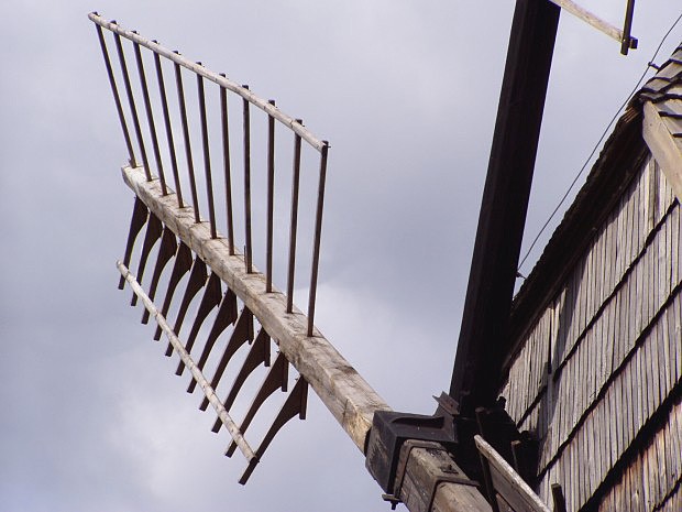 Větrný mlýn Choltice, detail křídla