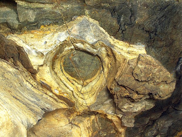 Chýnovská jeskyně