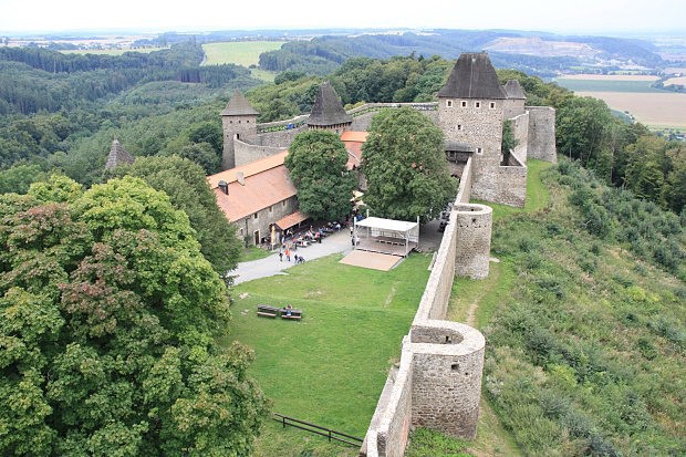 Hrad Helfštýn z vyhlídkové věže