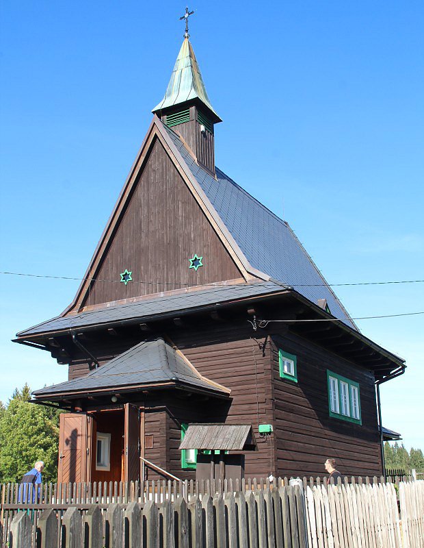 Dřevěný kostelík v Hrčavě