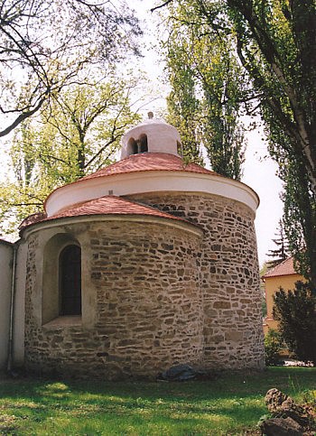 Rotunda v Plavči
