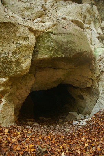 Munsk jeskyn - vstupn portl