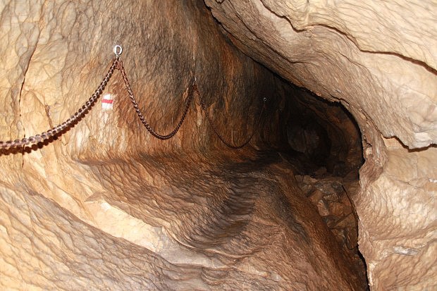 Jaskinia Mylna, severní část s řetězy