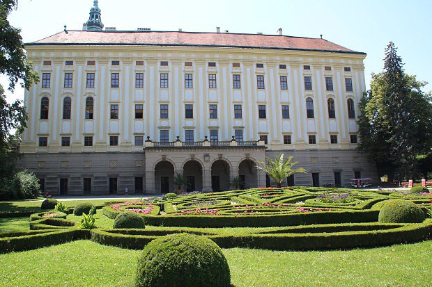 Arvibiskupský palác v Kroměříži