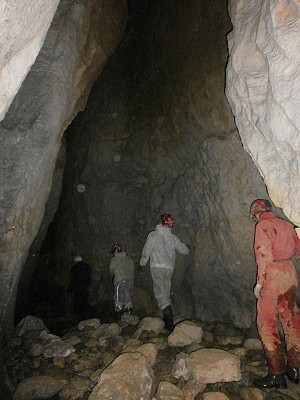 Cestou do ledové části jeskyně