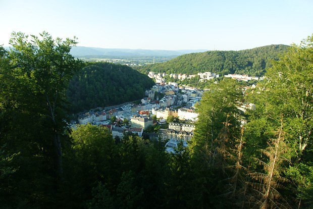 Karlovy Vary z Vyhlídky Karla IV.