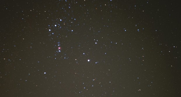 Pointovaná expozice souhvězdí Orion