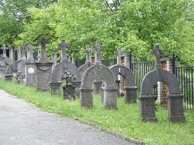 Dvojité hroby